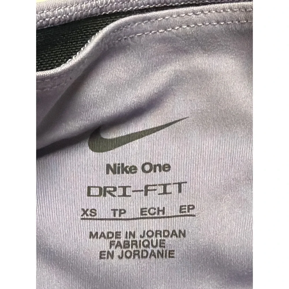Nike One Dri-FIT Womens High Rise 8